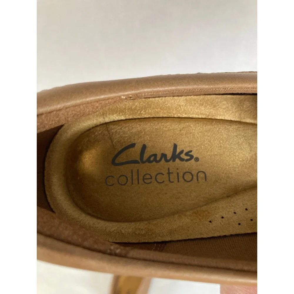 Classic Preppy Clarks Collection Womens‎ 6.5 Tan Leather Braided Studded Loafers